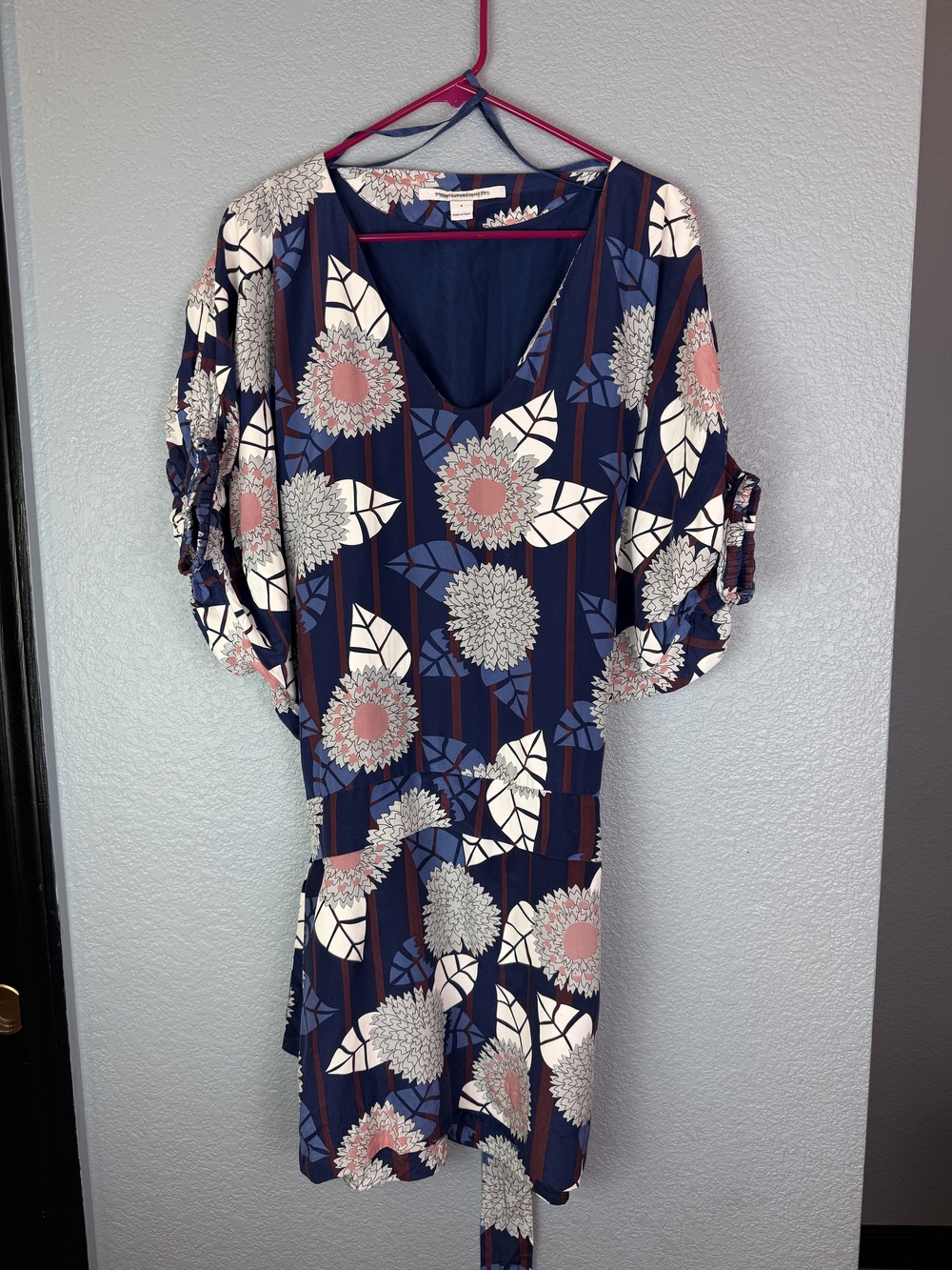 Diane von Furstenberg Dress Womens 4 Blue Pink Floral Silk Belted Short Sleeve